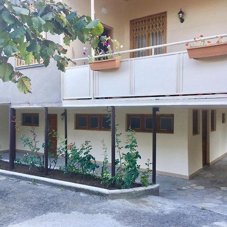 Guest House Kartuli Suli 텔라비 외부 사진