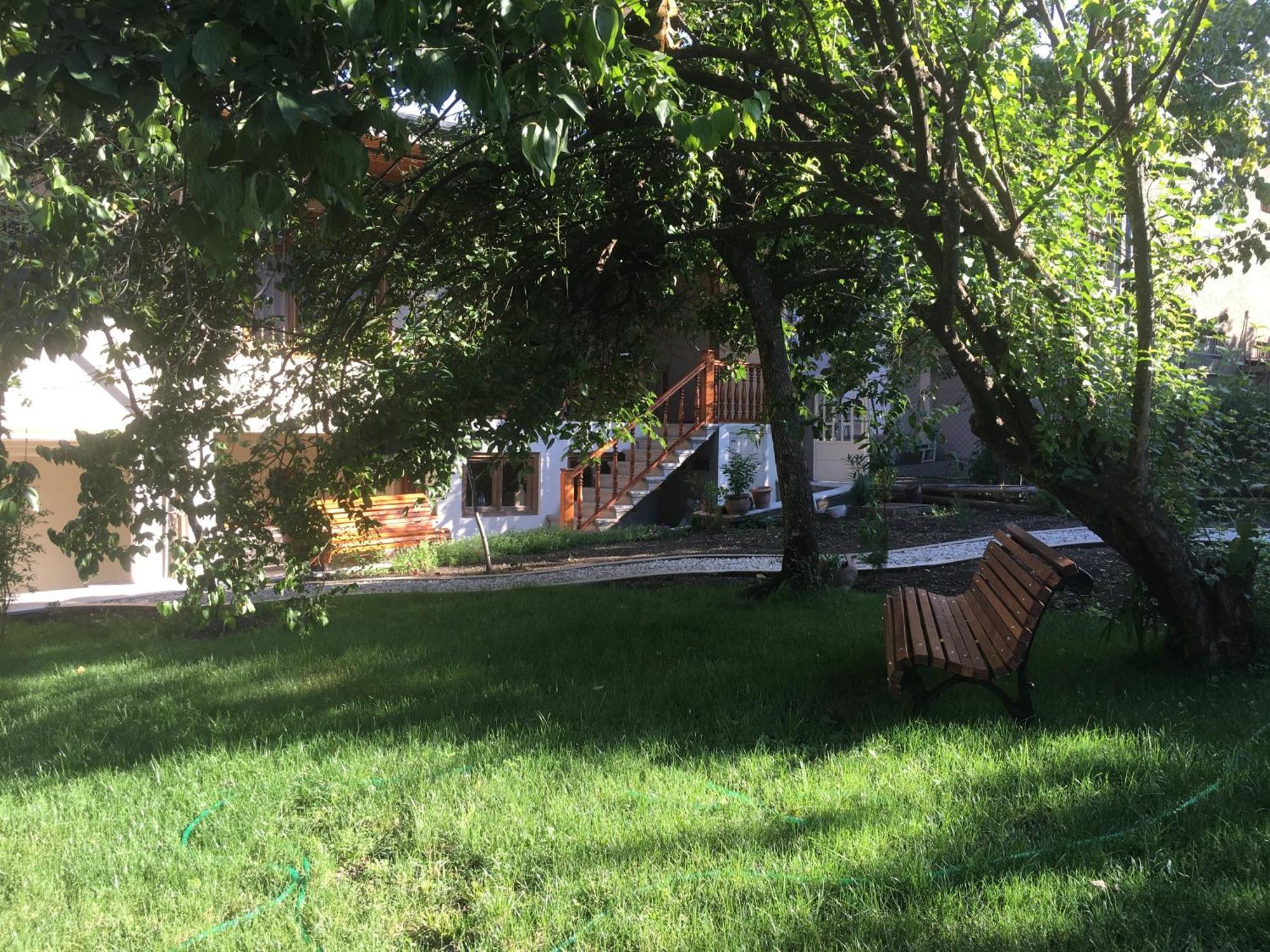 Guest House Kartuli Suli 텔라비 외부 사진