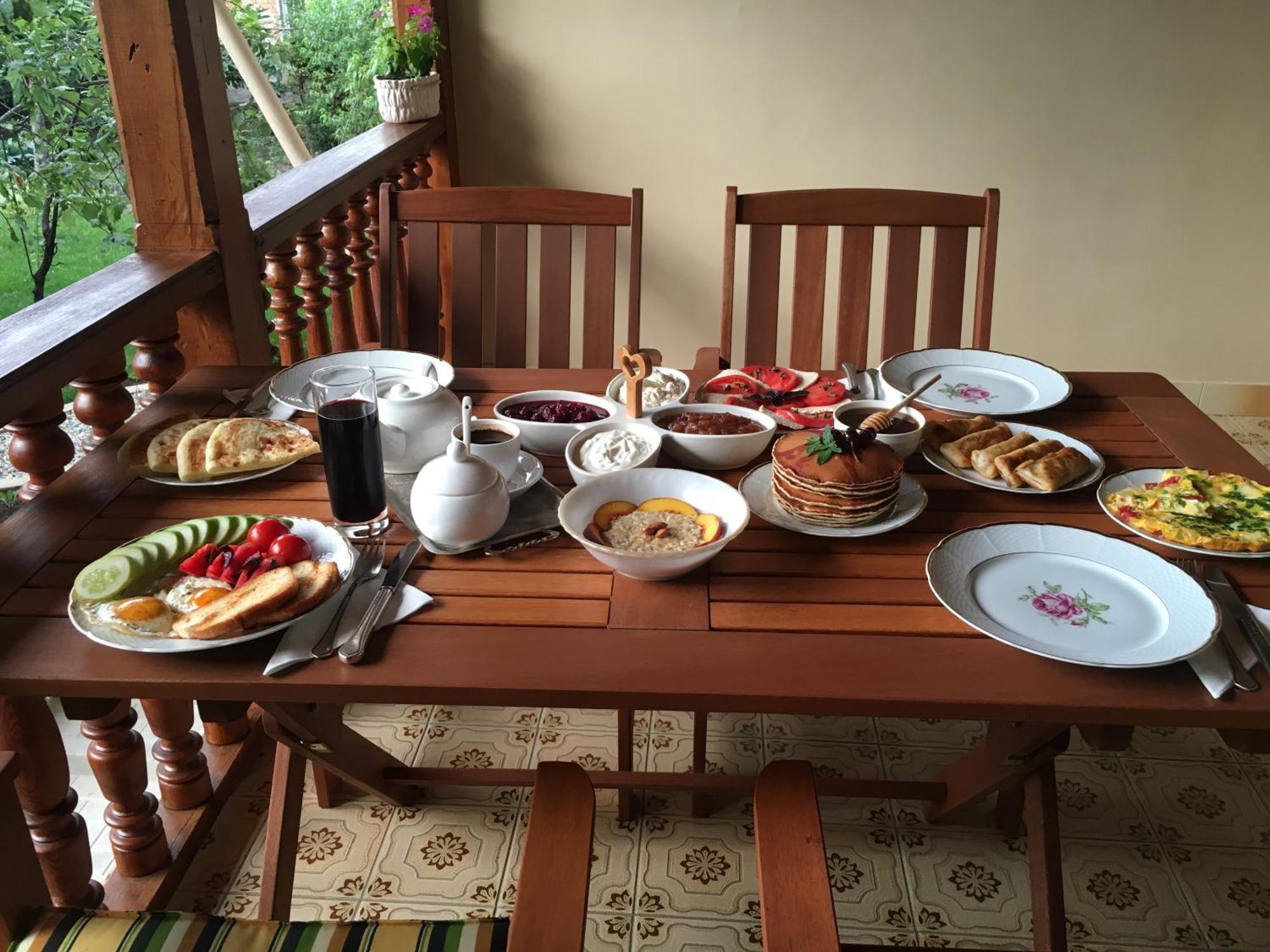 Guest House Kartuli Suli 텔라비 외부 사진