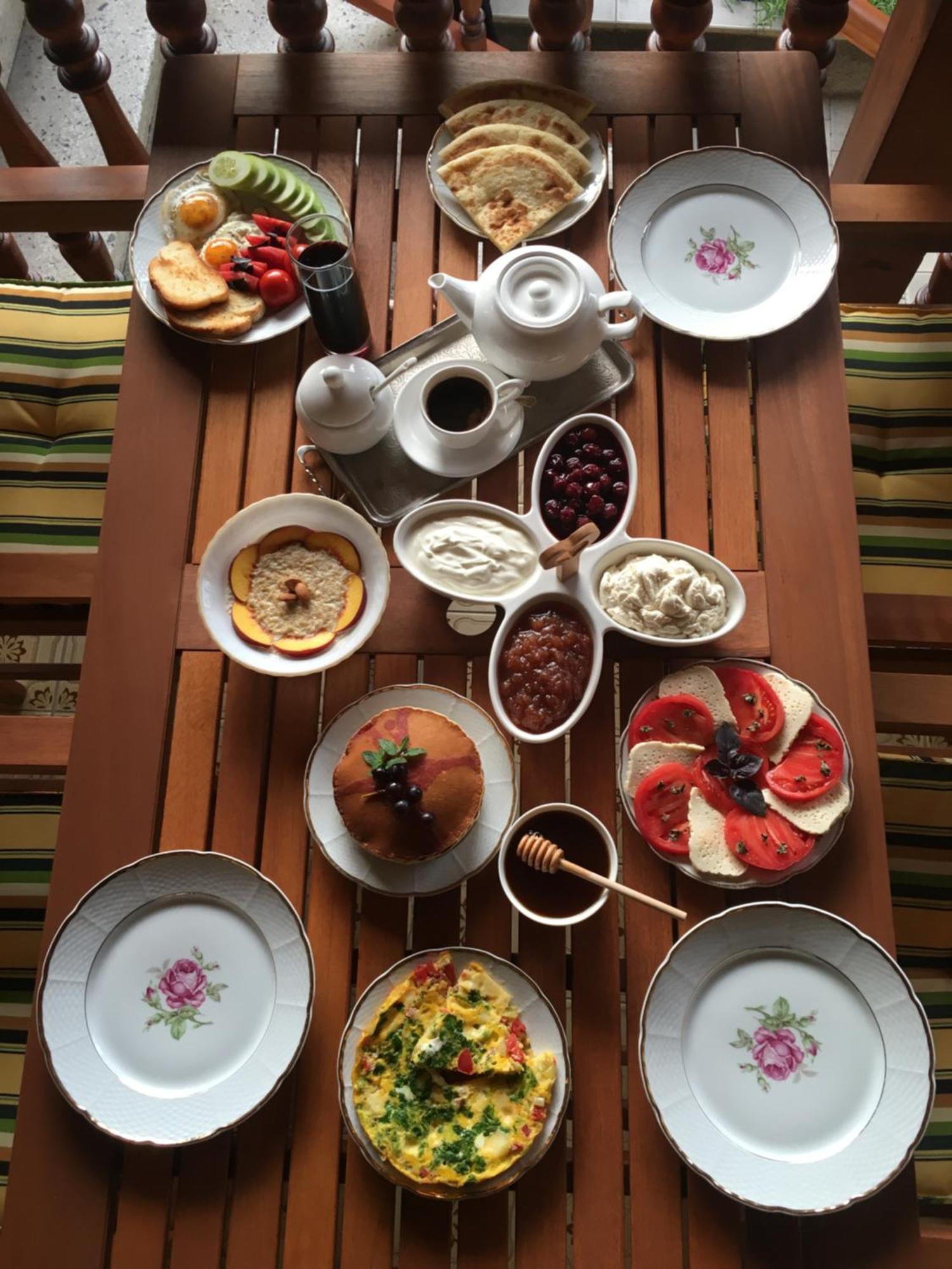 Guest House Kartuli Suli 텔라비 외부 사진